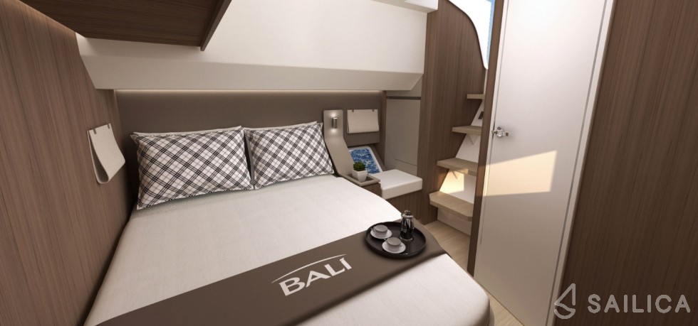 Bali 4.8  - Yacht Charter Sailica