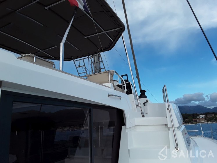 Bali 4.8  - Yacht Charter Sailica