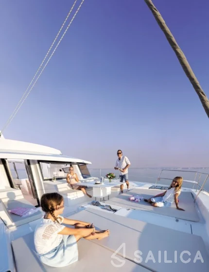 Bali 5.4. - Yacht Charter Sailica