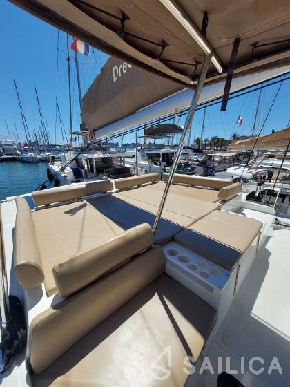 Bali Catspace - Yacht Charter Sailica