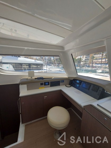 Bali Catspace - Yacht Charter Sailica