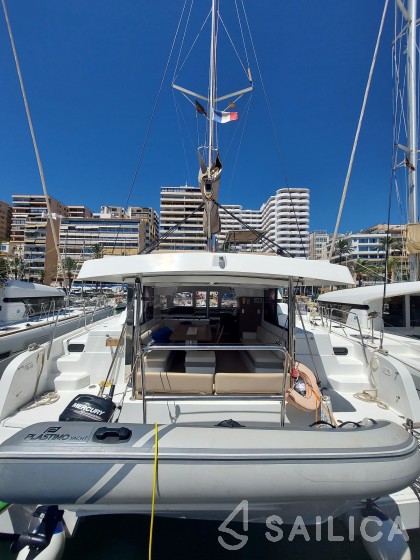 Bali Catspace - Yacht Charter Sailica