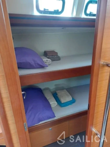 Dufour 520 GL - Yacht Charter Sailica