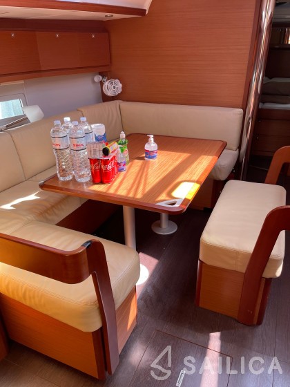 Dufour 430 Grand Large - Yacht Charter Sailica