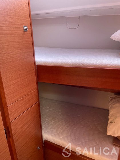 Dufour 430 Grand Large - Yacht Charter Sailica