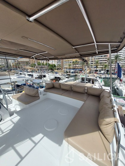 Bali 4.8  - Yacht Charter Sailica