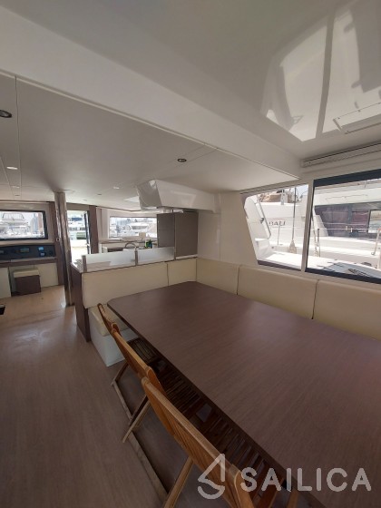 Bali 4.8  - Yacht Charter Sailica