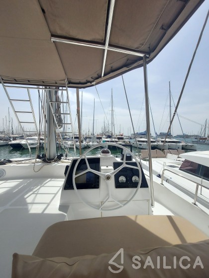 Bali 4.8  - Yacht Charter Sailica