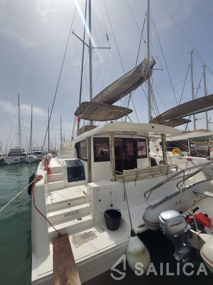 Bali 4.8  - Yacht Charter Sailica