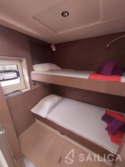 Bali 4.8  - Yacht Charter Sailica
