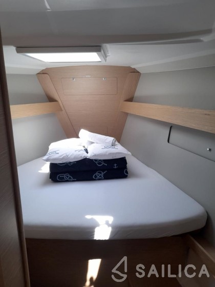 Dufour 412 - Yacht Charter Sailica