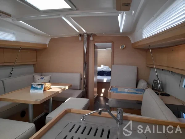 Dufour 412 - Yacht Charter Sailica