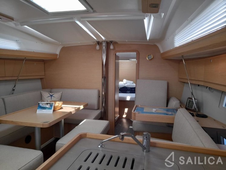 Dufour 412 - Yacht Charter Sailica