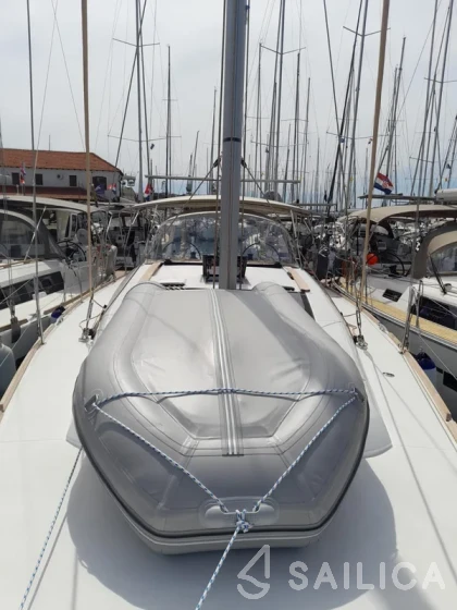 Dufour 412 - Yacht Charter Sailica