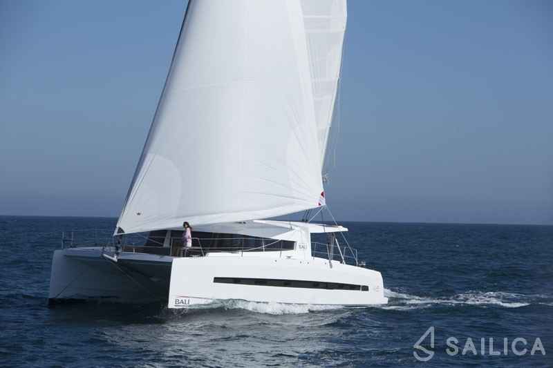 Bali 4.5 - Yacht Charter Sailica