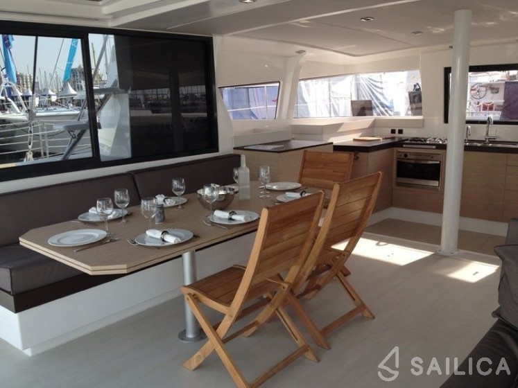 Bali 4.3 - Yacht Charter Sailica