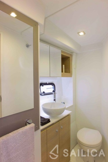 Bali 4.5 - Yacht Charter Sailica