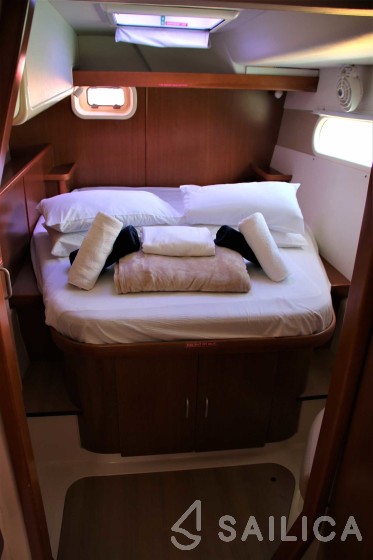 Leopard 46 - Yacht Charter Sailica