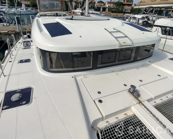 Lagoon 40 - Yacht Charter Sailica