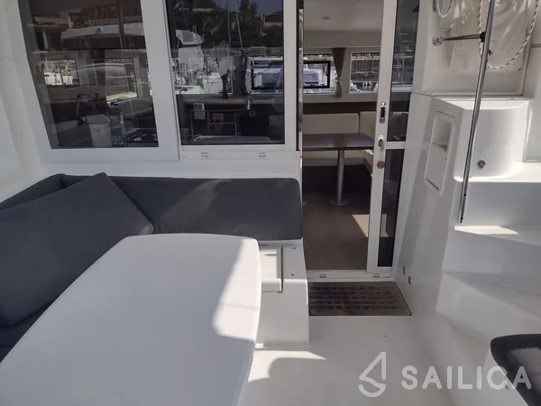 Lagoon 40 - Yacht Charter Sailica