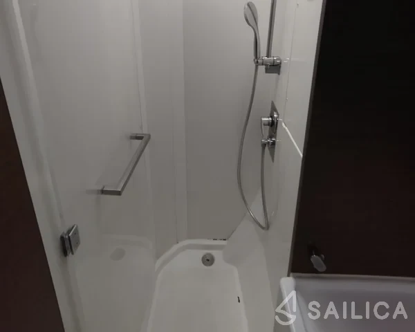 Lagoon 40 - Yacht Charter Sailica