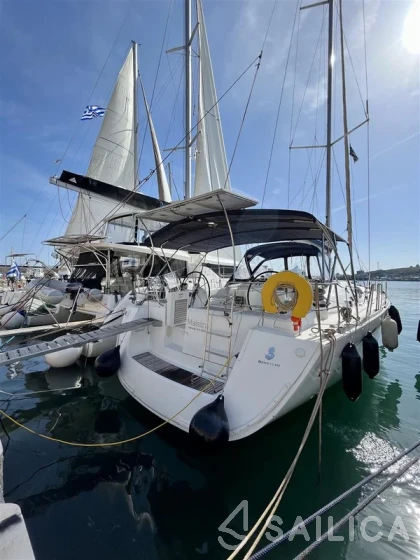 Oceanis 54 - Yacht Charter Sailica