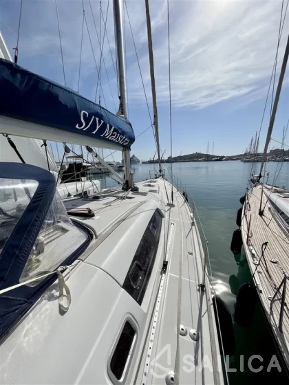 Oceanis 54 - Yacht Charter Sailica