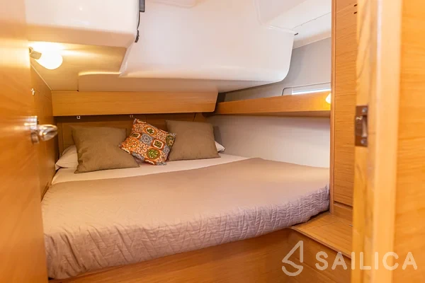 Dufour 460 GL - Yacht Charter Sailica