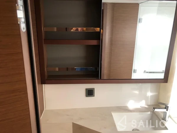 Lagoon 46  - Yacht Charter Sailica
