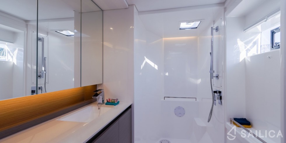 Leopard 50 - Yacht Charter Sailica