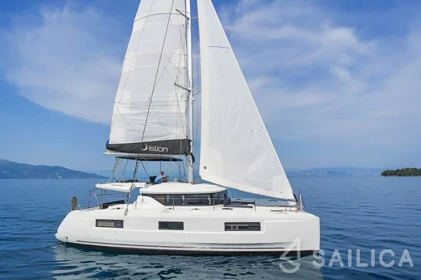 Lagoon 46  - Yacht Charter Sailica