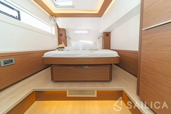Lagoon 46  - Yacht Charter Sailica
