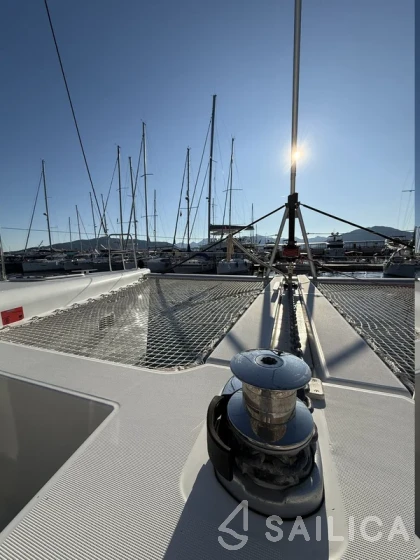 Lagoon 450  Flybridge - Yacht Charter Sailica