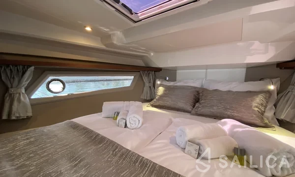 Grandezza 37CA - Yacht Charter Sailica