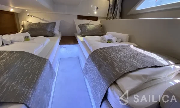 Grandezza 37CA - Yacht Charter Sailica