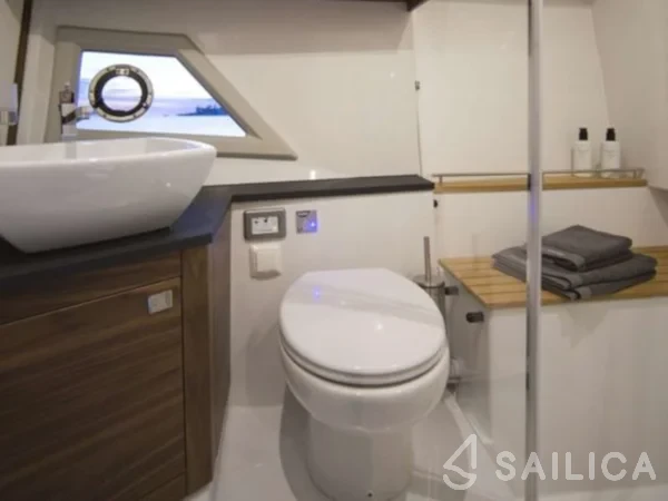 Grandezza 37CA - Yacht Charter Sailica