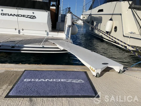 Grandezza 37CA - Yacht Charter Sailica
