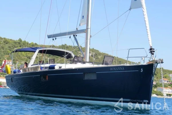 Oceanis 48 - Yacht Charter Sailica