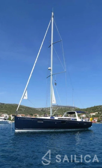 Oceanis 48 - Yacht Charter Sailica