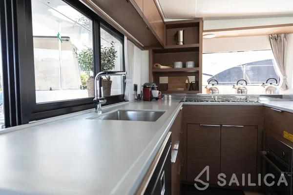 Lagoon 46  - Yacht Charter Sailica
