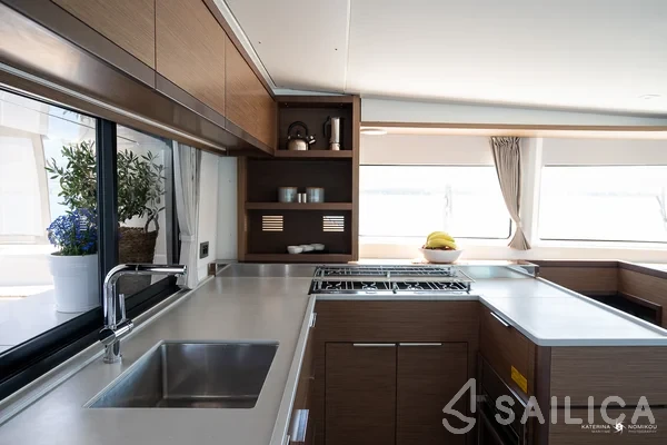 Lagoon 46  - Yacht Charter Sailica