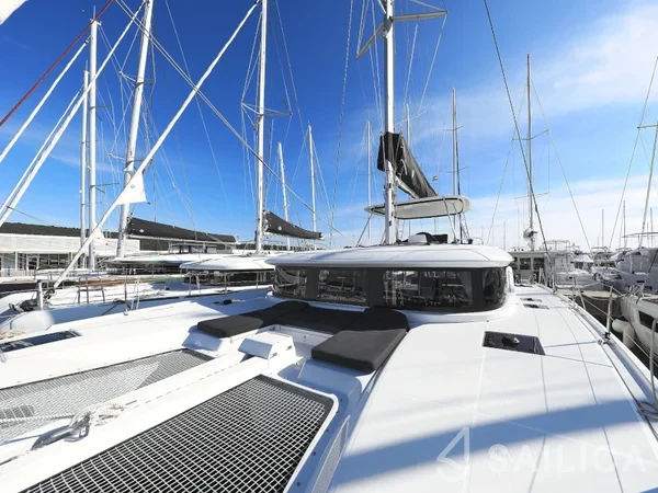 Lagoon 46  - Yacht Charter Sailica