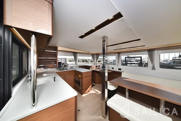 Lagoon 46  - Photo #178 Lagoon 46  - Yacht Charter Sailica