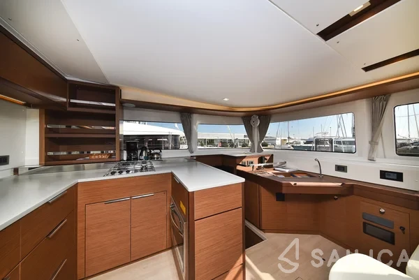 Lagoon 46  - Photo #182 Lagoon 46  - Yacht Charter Sailica