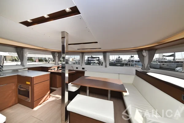 Lagoon 46  - Photo #179 Lagoon 46  - Yacht Charter Sailica