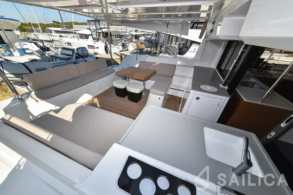 Lagoon 46  - Photo #203 Lagoon 46  - Yacht Charter Sailica