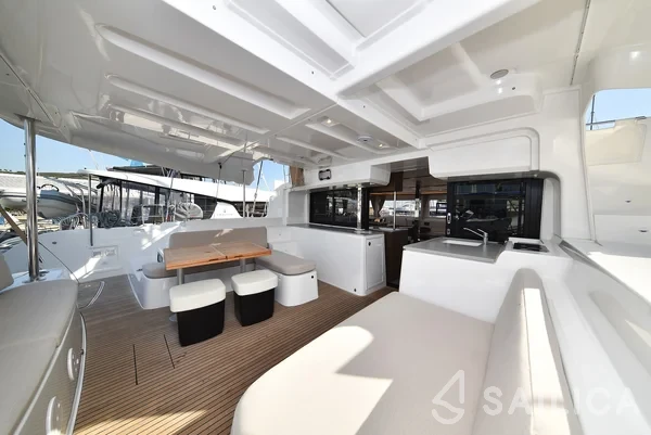 Lagoon 46  - Photo #200 Lagoon 46  - Yacht Charter Sailica