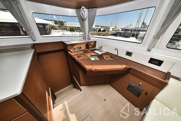Lagoon 46  - Photo #191 Lagoon 46  - Yacht Charter Sailica