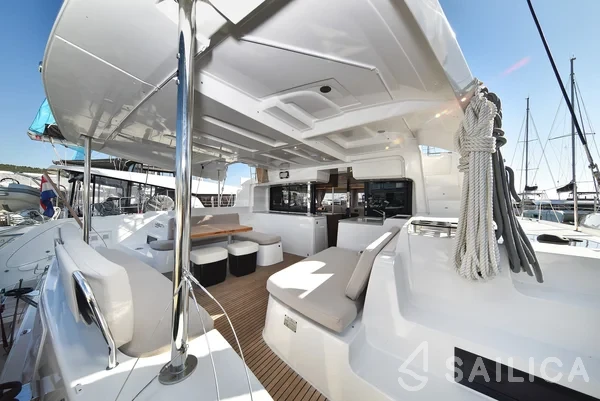 Lagoon 46  - Photo #193 Lagoon 46  - Yacht Charter Sailica