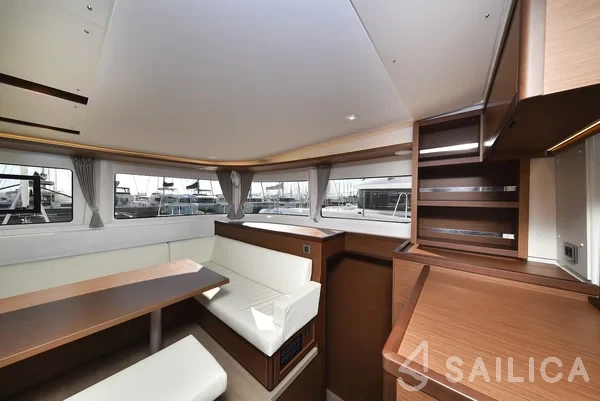 Lagoon 46  - Photo #183 Lagoon 46  - Yacht Charter Sailica